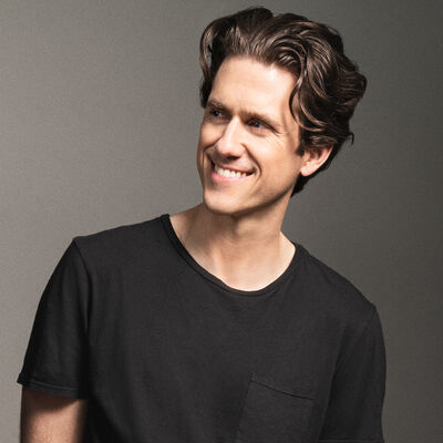 Aaron Tveit