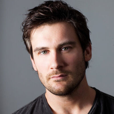 Clive Standen