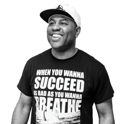Dr. Eric Thomas