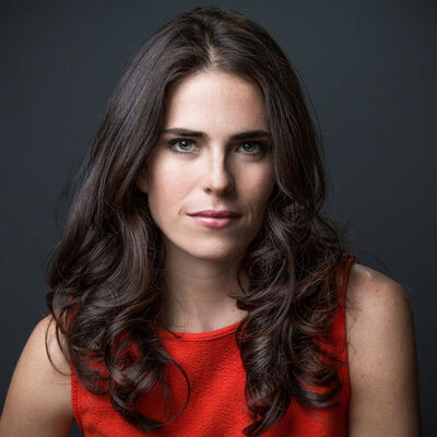 Karla Souza