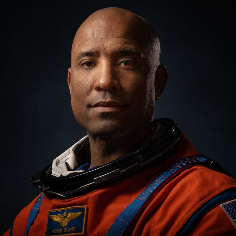 Victor Glover