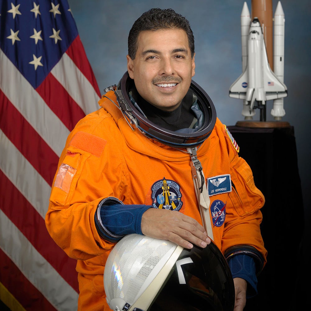 José Hernandez image