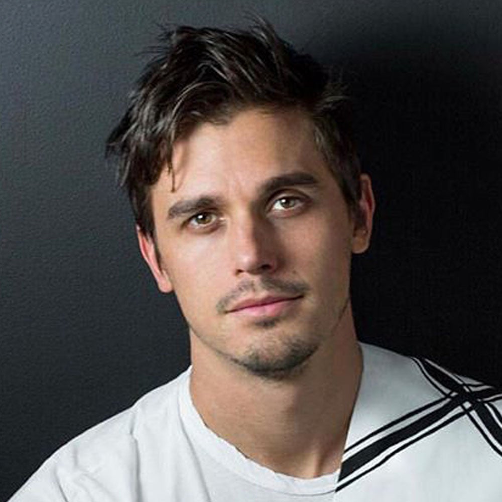Antoni Porowski image