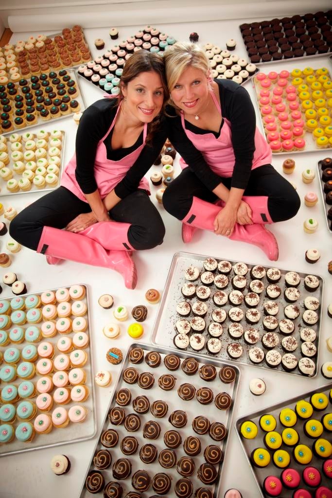 Georgetown Cupcake image