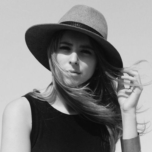 Eliza McNitt image
