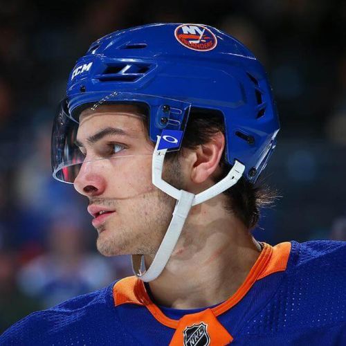 Matthew-Barzal-CAA-Hockey