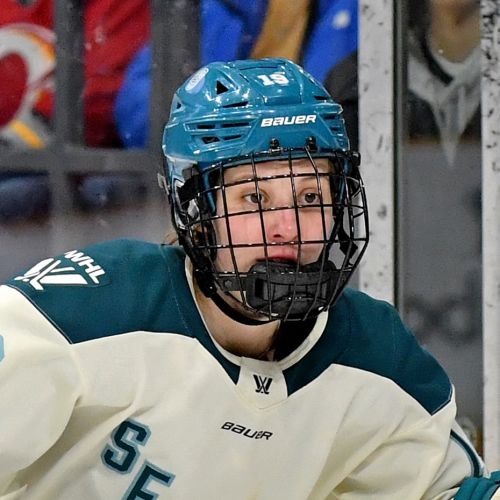CAA-PWHLRoster-HannahBilka
